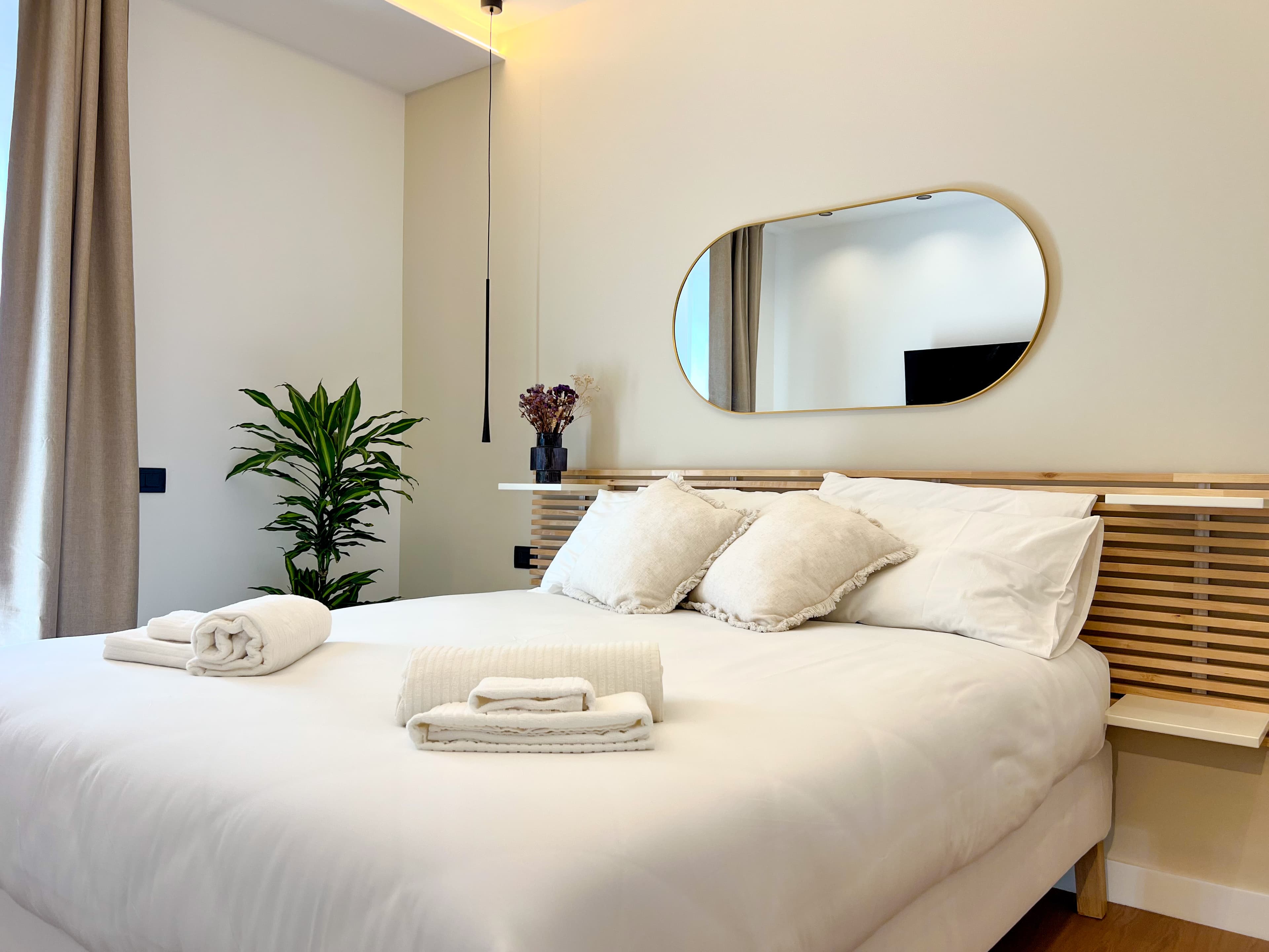 Aprile Suites